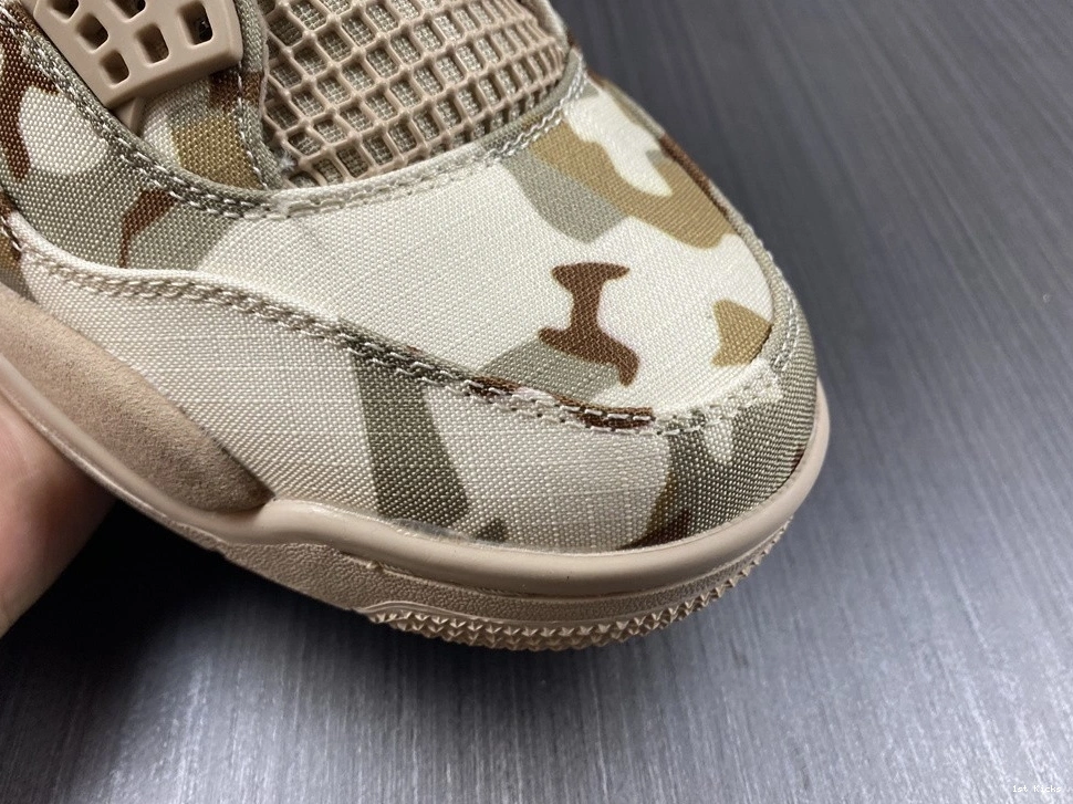 4   x Air Jordan May “Camo” Aleali DJ1193-200 0513